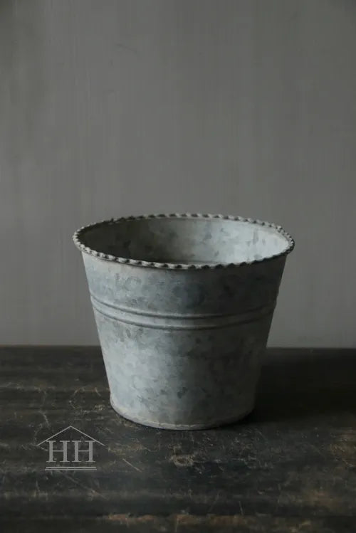 Rond zinken pot ribbel groot