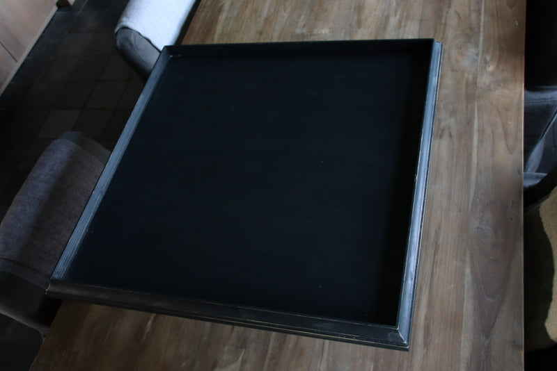 Zwart houten plateau 70 x 70 cm vierkant