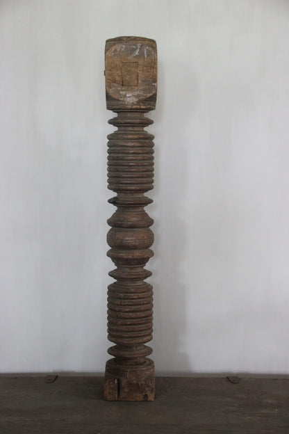 Houten baluster Aura Peeperkorn
