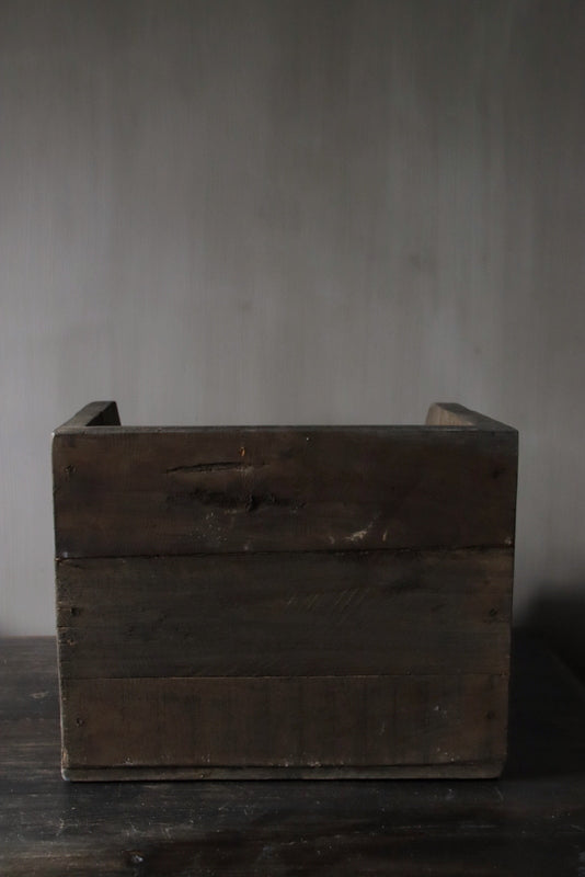 Old Farm box met lade Aura Peeperkorn