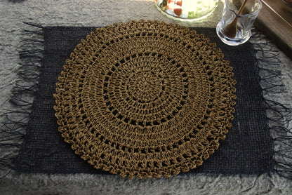 Ronde opengewerkte placemat camel