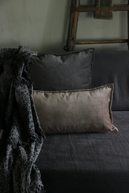 Kussen velvet Dark Grey 50 x 50 cm