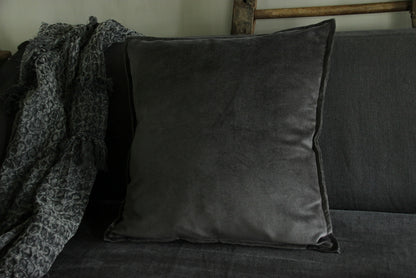 Kussen velvet Dark Grey 50 x 50 cm