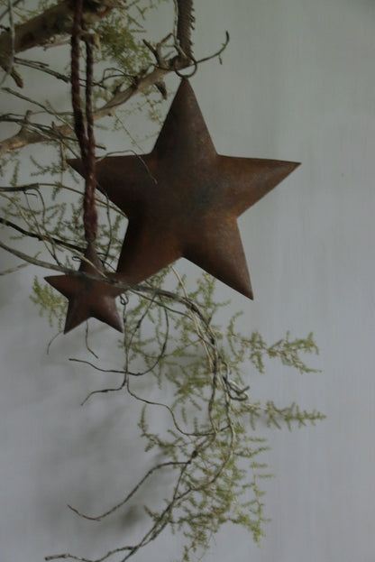 Roestige metalen ster 27 cm