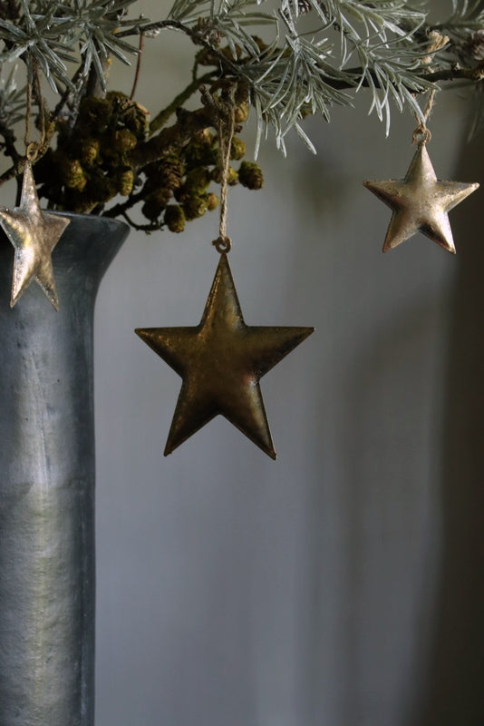 Gouden metalen ster 15,5cm